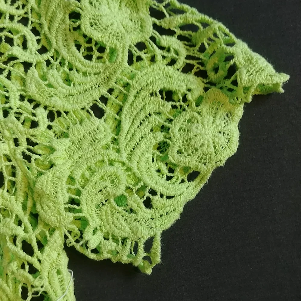 Bongo Women's Lime Green Crochet Crop Top Size M - Picture 3 of 8